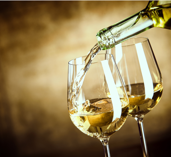 Does alcohol cause spots?