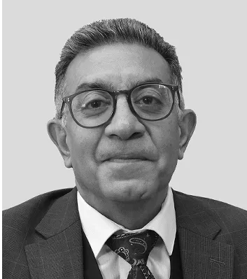 dr-sunil-chopra.webp