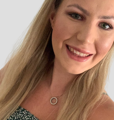 "I've been on 2 courses of Accutane... but nothing has scratched the surface like this." Meet Kirsten